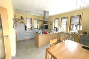 Friesenheim - Exklusives 2-Familien-Traumhaus mit Pool, Garten und herrlichem Ausblick!
 – Die vollständige Adresse der Immobilie erhältst du vom Anbieter., 77948 Friesenheim – Vorschaubild 33