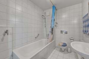 Stadt|Mitte — 2-Zimmer-Wohnung mit Aufzug und Duplexstellplatz, die U-Bahn direkt vor der Türe – 70180 Heusteigviertel, Stuttgart – Vorschaubild 11