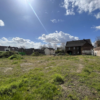 Tolles Baugrundstück für freistehendes Einfamilienhaus