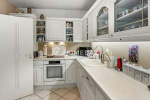 Exklusive Penthouse-Maisonette mit Dachterrasse, Panoramafenster, Aufzug & Stellplatz – Die vollständige Adresse der Immobilie erhältst du vom Anbieter., 66111 Sankt Johann, Saarbrücken – Vorschaubild 8