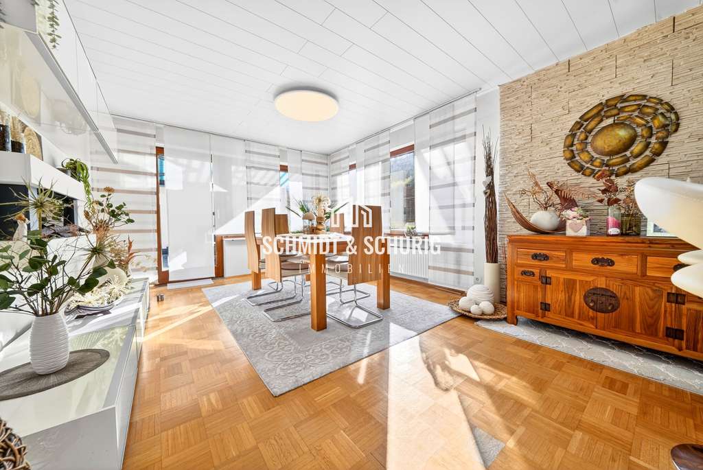 Immobilie in Königsbach-Stein - Zweifamilienhaus mit Garten und Vermietungspotenzial in ruhiger Lage - Bild 3