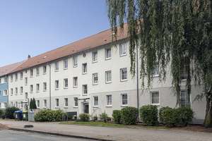 Nette 2,5-Zimmer-Wohnung mit Parkett und Tageslichtbad