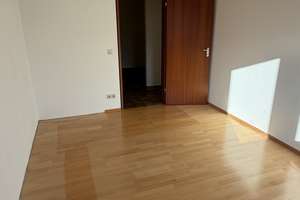 Großzügige 5,5-Zimmer-Wohnung in Stuttgart-Heumaden – Die vollständige Adresse der Immobilie erhältst du vom Anbieter., 70619 Heumaden, Stuttgart – Vorschaubild 15