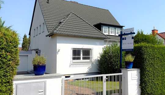 Bild von VON POLL BAD HOMBURG: Freistehendes Einfamilienhaus in bester Wohnlage Nähe Tannenwald