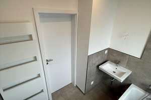 Exklusives Reihenhaus in Bestlage von Hannover-Langenhagen - umfassend modernisiert & bezugsfertig – Die vollständige Adresse der Immobilie erhältst du vom Anbieter., 30851 Langenhagen – Vorschaubild 16