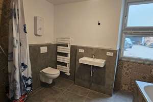 Sanierte 3 Zimmer Wohnung in Albersweiler Nähe Landau zu verkaufen