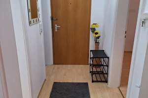 Helle 3-Zimmer Wohnung mit Balkon und EBK in Stuttgart West, U-Bahn 90 m. Schöne Lage! – Rosenbergstrasse 202, 70193 Kräherwald, Stuttgart – Vorschaubild 12