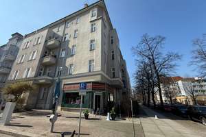 1-Zimmer-Altbauwohnung mit großem Wohnbereich und individuellem Ausbaupotenzial im Bayrischen Viert