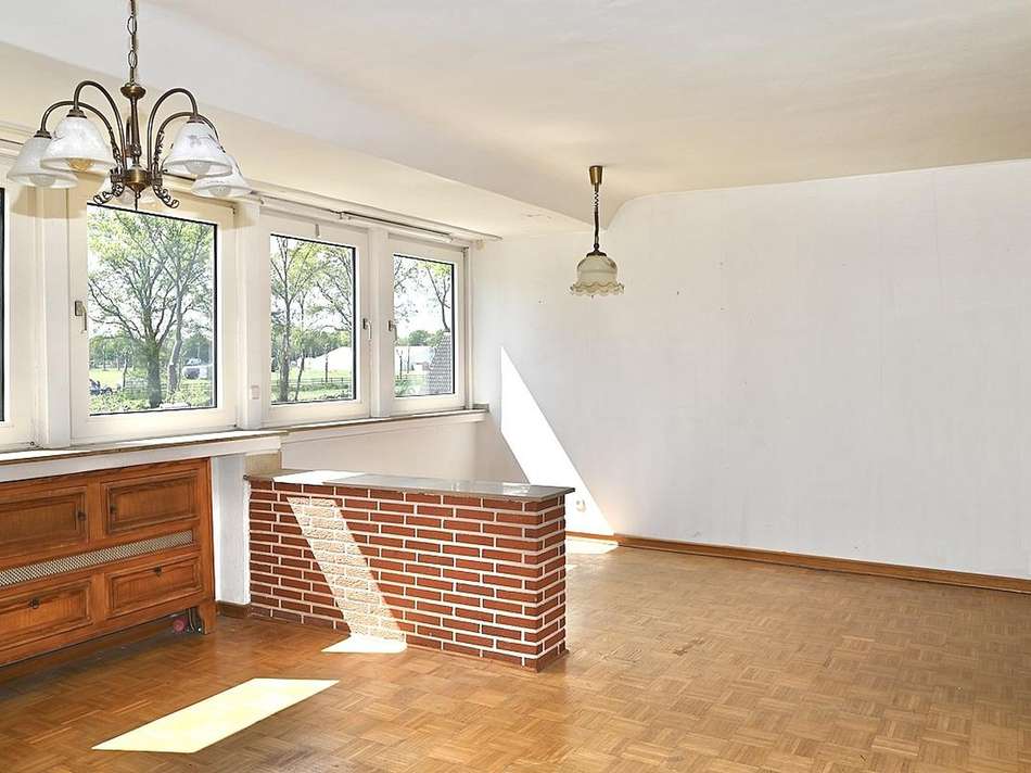 Wohnzimmer DG