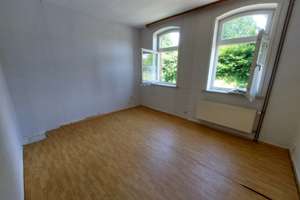 Großzügiges Zweifamilienhaus mit Nebengebäuden, Garage und Garten in ruhiger Ortsrandlage – Zur Eulenburg 5, 38723 Seesen – Vorschaubild 5