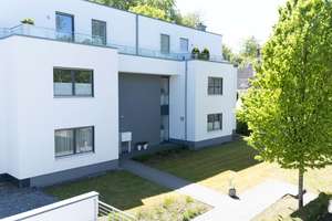 Premium-Gartenwohnung mit
hochwertiger Designausstattung
am Weitmarer Holz – Die vollständige Adresse der Immobilie erhältst du vom Anbieter., 44797 Weitmar-Mark, Bochum – Vorschaubild 16