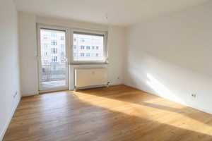 +++ Ihre neue Wohnung in Blasewitz: 2-Zimmer mit TG-Stellplatz, Südbalkon und großer Terrasse +++ – Dresden – Vorschaubild 1