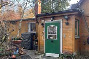 Charmantes Kleinod mit Carport in München-Allach