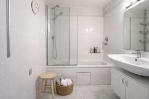 ILIEV IMMOBILIEN: Renovierungsbedürftige 3-/4-Zimmer-Maisonettewohnung mit Balkon in der MAXVORSTADT – Die vollständige Adresse der Immobilie erhältst du vom Anbieter., 80333 Universität, München – Vorschaubild 6