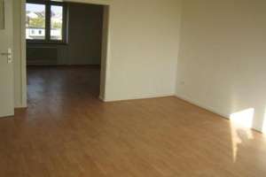 3-Zimmer-Wohnung, Balkon, Einbauküche, Keller, Aufzug – Sophienblatt 48, 24114 Südfriedhof, Kiel – Vorschaubild 2
