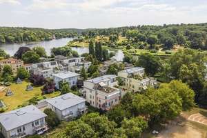 Stilvolle 2-Zimmer-Eigentumswohnung in begehrter Wasserlage von Potsdam
