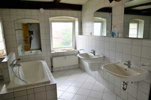 Neuer Preis ! Zweifamilienhaus mit der Möglickeit zur Umgestaltung als Mehrgenerationenhaus – Bebensee, Segeberg (Kreis), 23816 Segeberg (Kreis) – Vorschaubild 16