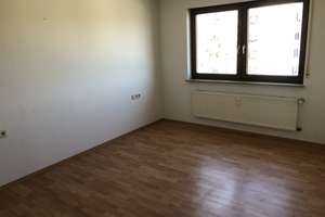 Lichtdurchflutete 2,5 Zimmer Wohnung mit Balkon und Ausblick – Winterlinger Weg 11, 70567 Möhringen-Nord, Stuttgart – Vorschaubild 8