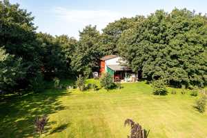 Repräsentatives Landhaus mit Haupt- und Einliegerwohnung sowie Nebengebäuden in schöner Ortsrandlage – Nordfriesland (Kreis) – Vorschaubild 11