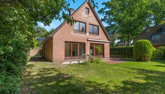 Bild von *** Großzügiges Einfamilienhaus in ruhiger Lage zwischen Blankenese und Sülldorf ***