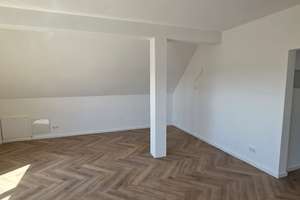Neubezug nach Kernsanierung - Gehobene Dachgeschosswohnung mit 2 Zimmern und modernem Flair in Bilk  – Fleher Straße 154, 40223 Bilk, Düsseldorf – Vorschaubild 6