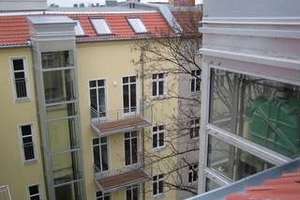 Dachgeschoss mit Terrasse und Lift – Die vollständige Adresse der Immobilie erhältst du vom Anbieter., 10437 Prenzlauer Berg, Berlin – Vorschaubild 7