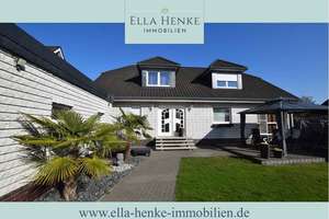 Exklusives, großes Einfamilienhaus mit 8 Zimmern, 2 Bädern, Kamin + Wintergarten...