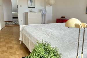 SUPER, SEHR HELLE, DG-WHG. IM 5.OG, W-BAD M. FENSTER RUHIG IM AFRIKASISCHES VIERTEL/VP REHBERGE – Togostr. 8, 13351 Wedding, Berlin – Vorschaubild 5