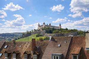 Charmante 2,5 Zimmer DG-Wohnung Festungsblick in Top-Lage – Die vollständige Adresse der Immobilie erhältst du vom Anbieter., 97070 Altstadt, Würzburg – Vorschaubild 2