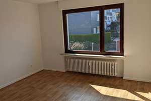 Renovierte 4-Zimmer-Wohnung mit Balkon in RS-Lüttringhausen -von privat- – Die vollständige Adresse der Immobilie erhältst du vom Anbieter., 42899 Klausen, Remscheid – Vorschaubild 15