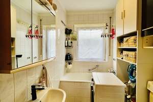 Solide Wohnung zum kleinen Preis
2 - Zimmer Wohnung in Ludwigshafen – 67059 West, Ludwigshafen am Rhein – Vorschaubild 4