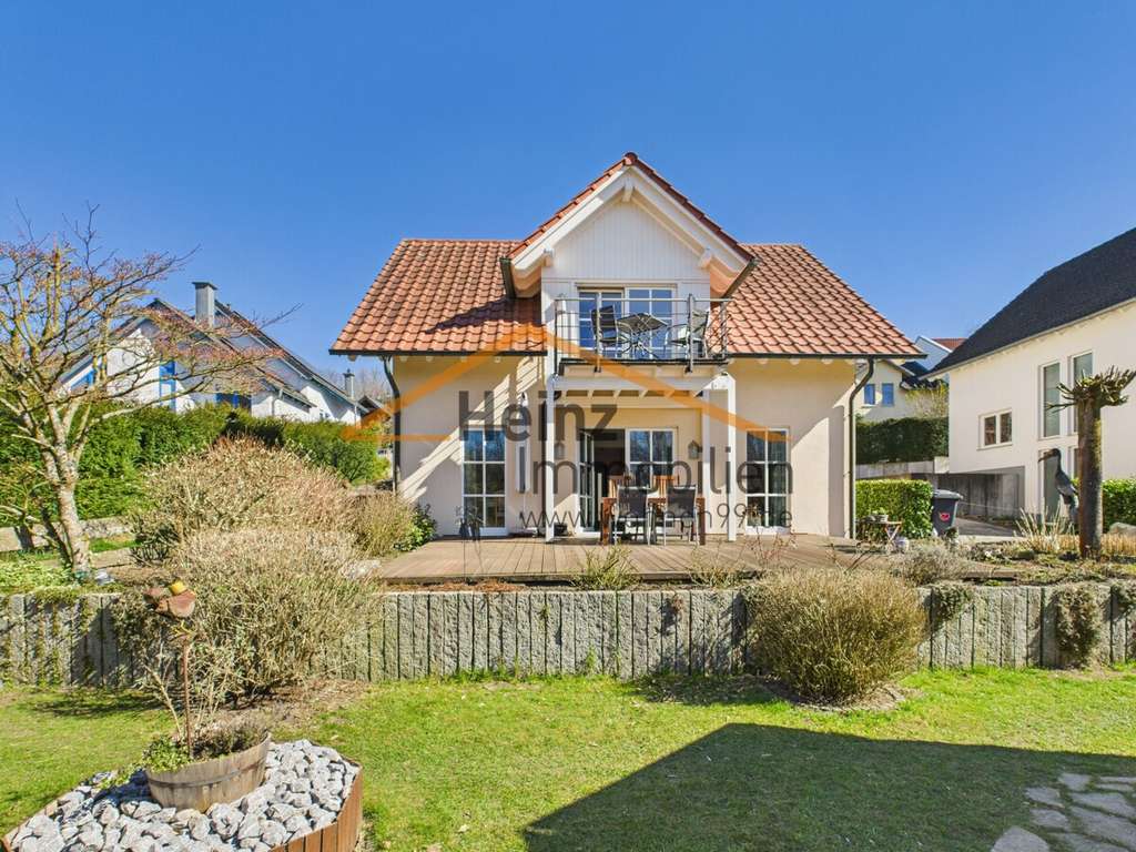 Freistehendes Einfamilienhaus in sonniger Zentrumslage von Kürten !!!