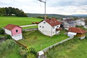 Viel Platz für die ganze Familie: Großes Einfamilienhaus  mit Garten und 3 Garagen – Die vollständige Adresse der Immobilie erhältst du vom Anbieter., 89584 Ehingen (Donau) – Vorschaubild 6