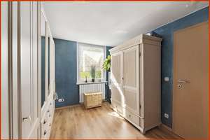 Exklusives Zweifamilienhaus mit zwei separaten Wohnebenen, 236,44 m² Wohnfläche, zwei Garagen  – Die vollständige Adresse der Immobilie erhältst du vom Anbieter., 47178 Vierlinden, Duisburg – Vorschaubild 16