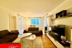 Attraktive 3-Zimmer-Wohnung mit Terrasse, Garten und Tiefgaragenstellplatz in Wiesbaden-Südost