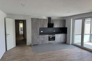 2x Erstbezug | Sonnige 3,5-Zimmer Wohnung | Einbauküche | Balkon | Einzelgarage | KFW55 | ER-Zentrum – Anton-Bruckner-Straße 8, 91052 Röthelheim, Erlangen – Vorschaubild 4