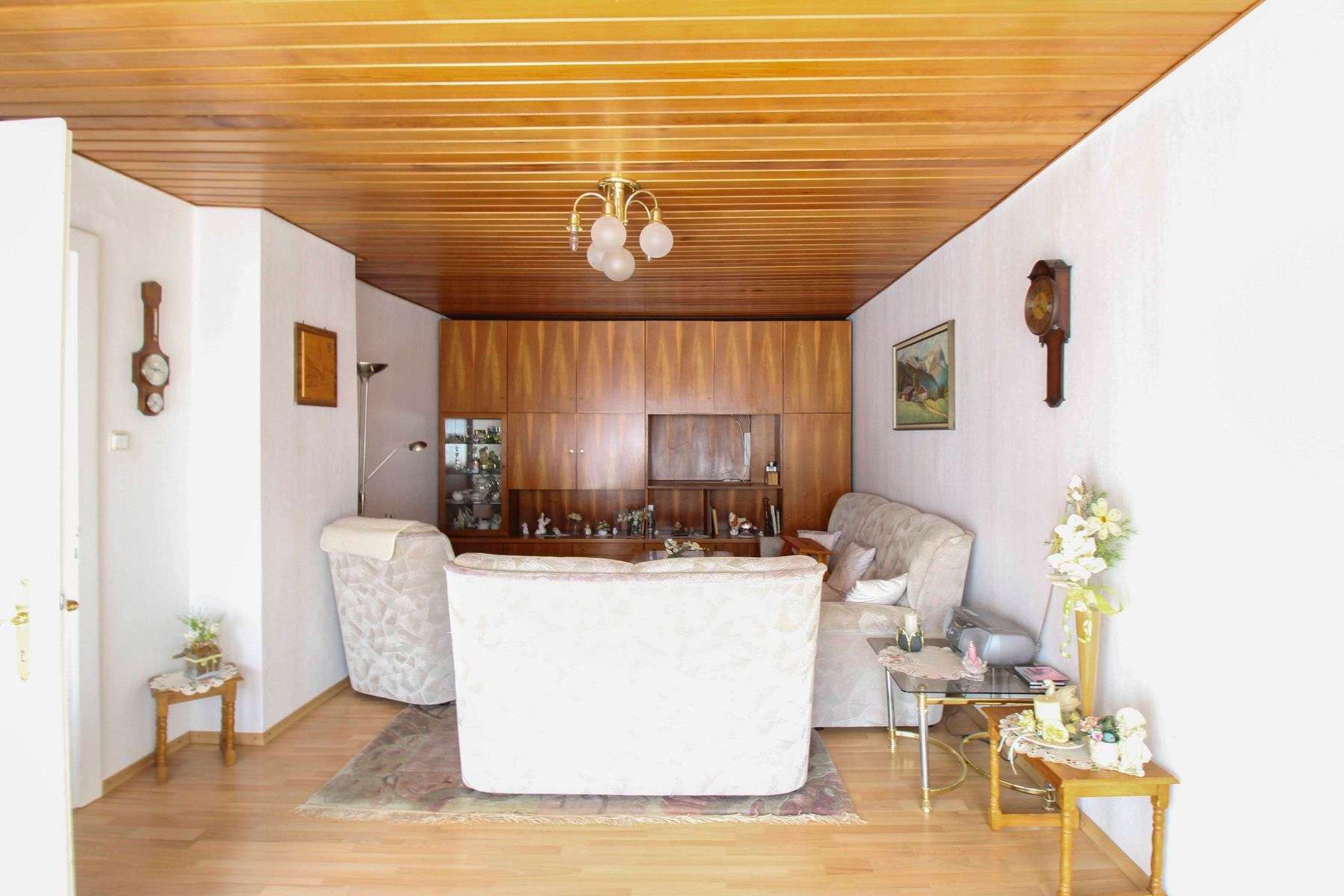 Reihenmittelhaus mit großer Wohnfläche, Garten und charmantem Preis, Hersfeld Rotenburg Kreis – Bild 3