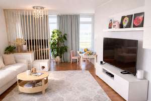 Helle 4-Zimmer Wohnung im 8. OG mit Balkon in Bogenhausen - OHNE MAKLER