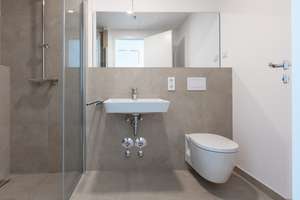 Moderne 1-Zimmer-Wohnung mit Balkon in attraktiver Lage direkt an der Spree – Dovestr. 5, 10587 Charlottenburg, Berlin – Vorschaubild 3