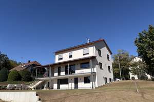 Ersteinzug in Frauenaurach: 3-Zimmer-Wohnung mit überdachter Terrasse – 91056 Frauenaurach, Erlangen – Vorschaubild 2