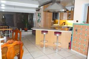 Property thumbnail 6