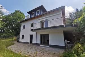 SCHMITTEN-DORFWEIL: Großes und sehr gepflegtes freistehendes 5-6 Zi.-Haus  mit ELW – Erlenweg 15, 61389 Hochtaunuskreis – Vorschaubild 1