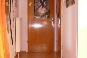 Dachappartment in Wiesbaden - Erbenheim sucht neuen Bewohner! – Sigismundstr. 16, 65205 Erbenheim, Wiesbaden – Vorschaubild 1
