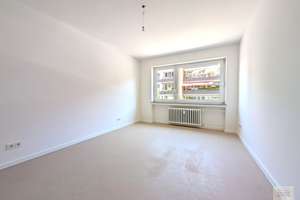 Oberkassel: Großzügige, sanierte 2-Zimmer Wohnung – Joachimstrasse *, 40545 Oberkassel, Düsseldorf – Vorschaubild 2