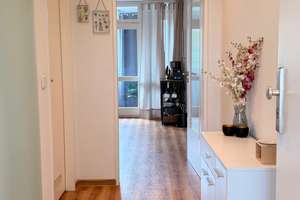 Frisch kernsanierte 2-Zimmer-Wohnung mit Wintergarten im Herzen von Ehrenfeld – Nachmieter gesucht