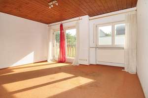 Großzügiges und familienfreundliches Wohnhaus mit Potential – Die vollständige Adresse der Immobilie erhältst du vom Anbieter., 96231 Bad Staffelstein – Vorschaubild 9