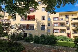 Aktuell Leerstehend/ optimal für Eigennutzung mit Tageslichtbad und Balkon