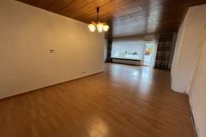Gepflegtes Reihenhaus mit Potenzial – Die vollständige Adresse der Immobilie erhältst du vom Anbieter., 38259 Salzgitter-Bad, Salzgitter – Vorschaubild 8