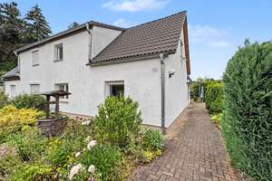 Plaußig-Portitz - Doppelhaushälfte mit 4 Zimmern und schönem Garten in gewachsener Siedlungslage