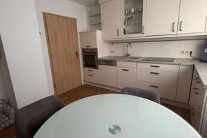 Charmantes und provisionsfreies Reihenmittelhaus mit 6 Zimmern in Ingolstadt-Nordwest – Die vollständige Adresse der Immobilie erhältst du vom Anbieter., 85057 Nordwest, Ingolstadt – Vorschaubild 16
